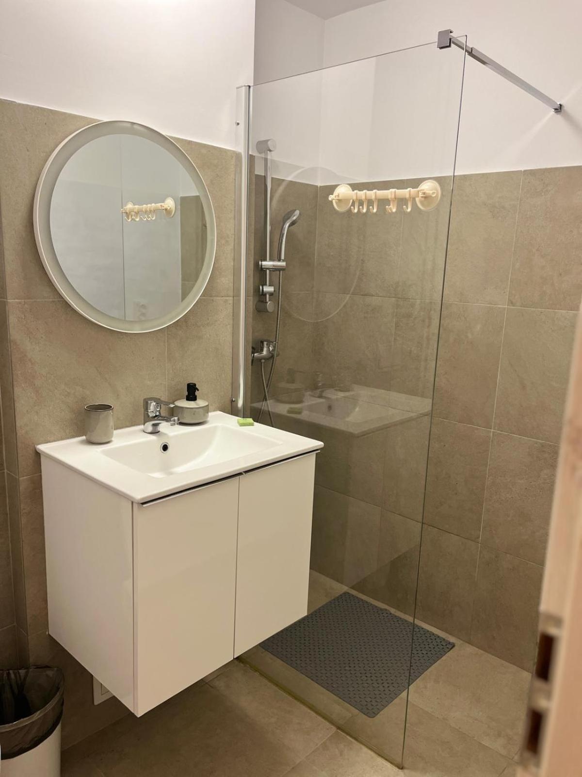 Apartament De Lux Craiova Exterior foto